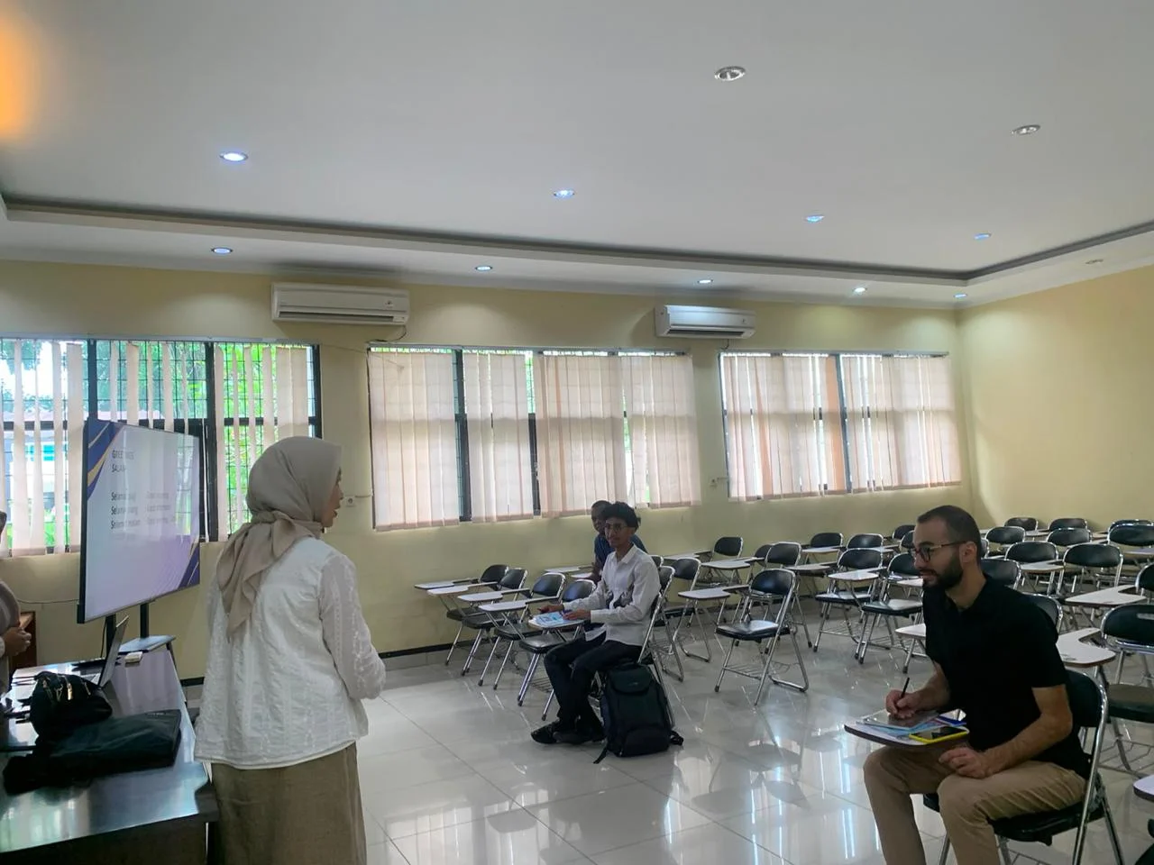 Kelas BIPA bagi Peserta Kemitraan Negara Berkembang (KNB) Luring